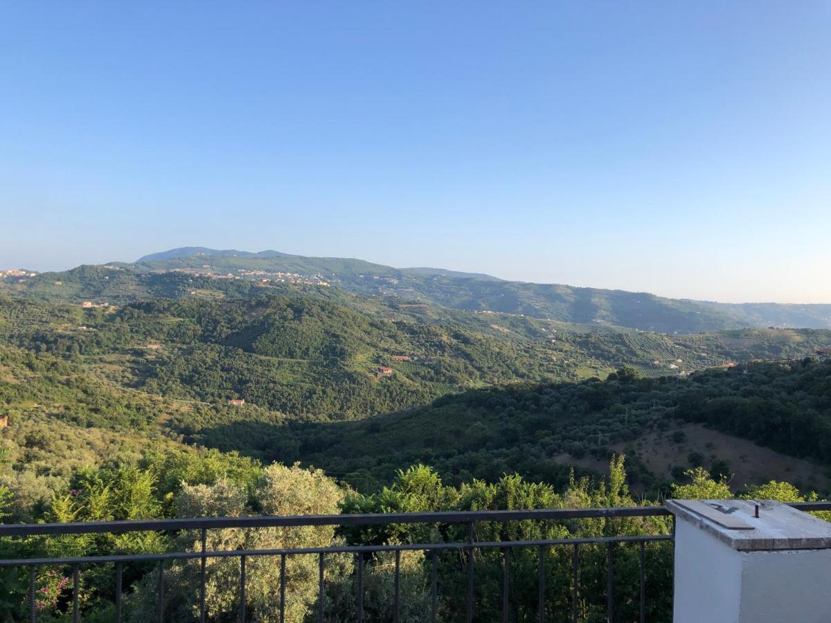 Ca'Del Borgo B&B Country House Ogliastro Cilento Exterior foto