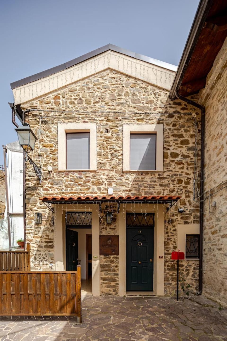 Ca'Del Borgo B&B Country House Ogliastro Cilento Quarto foto